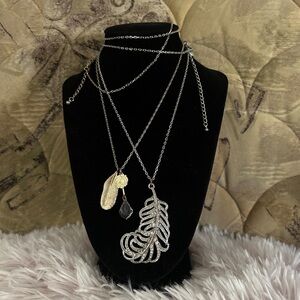 Feather Pendant Necklaces Set